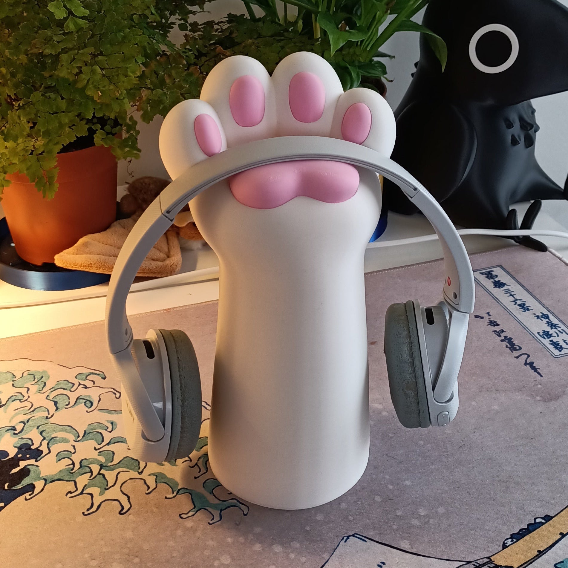 Cat Paw Cute Headphones Stand