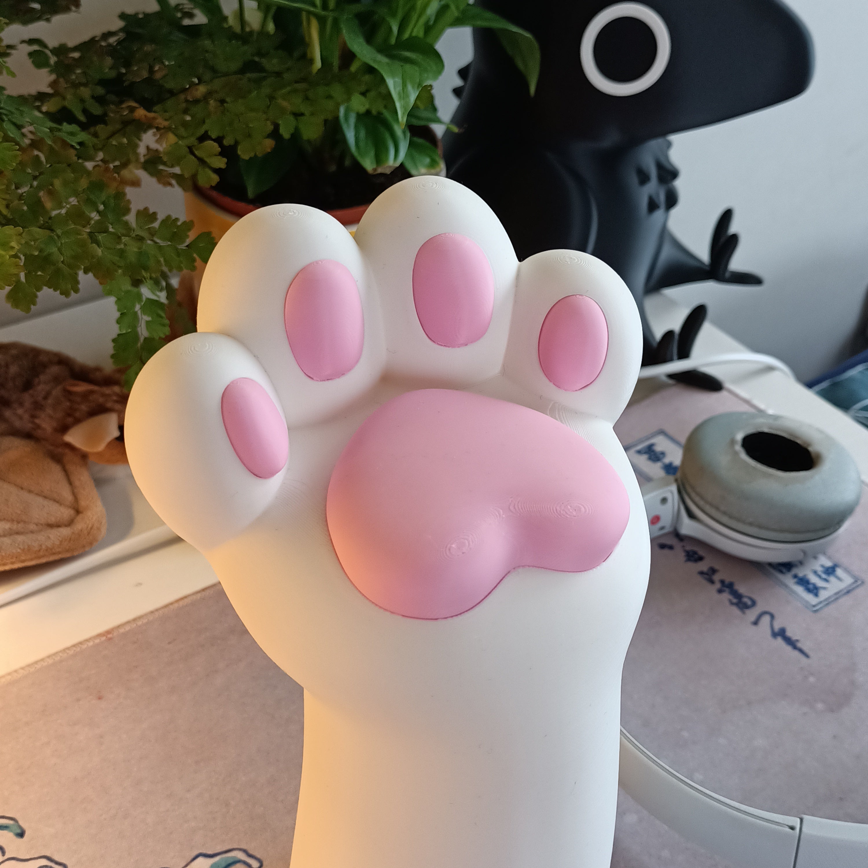 Cat Paw Headphone Stand – Sunny Moss Cat