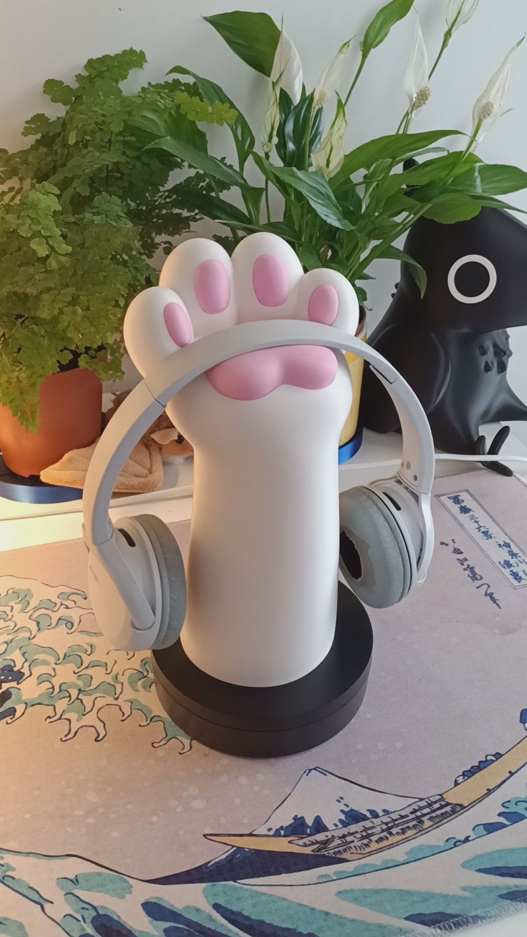 Cat Paw Cute Headphones Stand